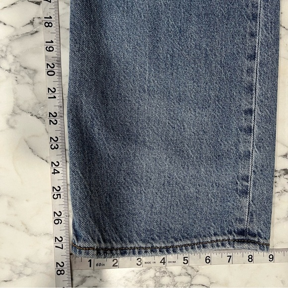 Levi’s Premium Ribcage Straight Ankle Jeans in After Love Ripped Knee No Stretch - Picture 10 of 14